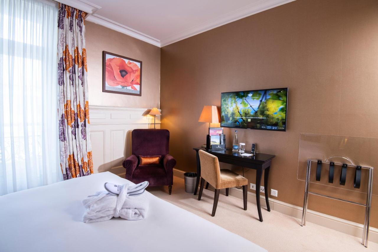 Hotel Des Trois Couronnes & Spa - The Leading Hotels Of The World Веве Экстерьер фото