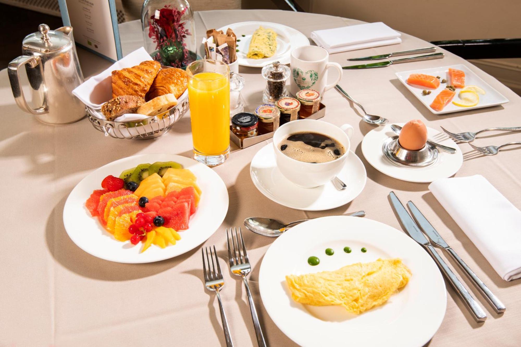 Hotel Des Trois Couronnes & Spa - The Leading Hotels Of The World Веве Экстерьер фото
