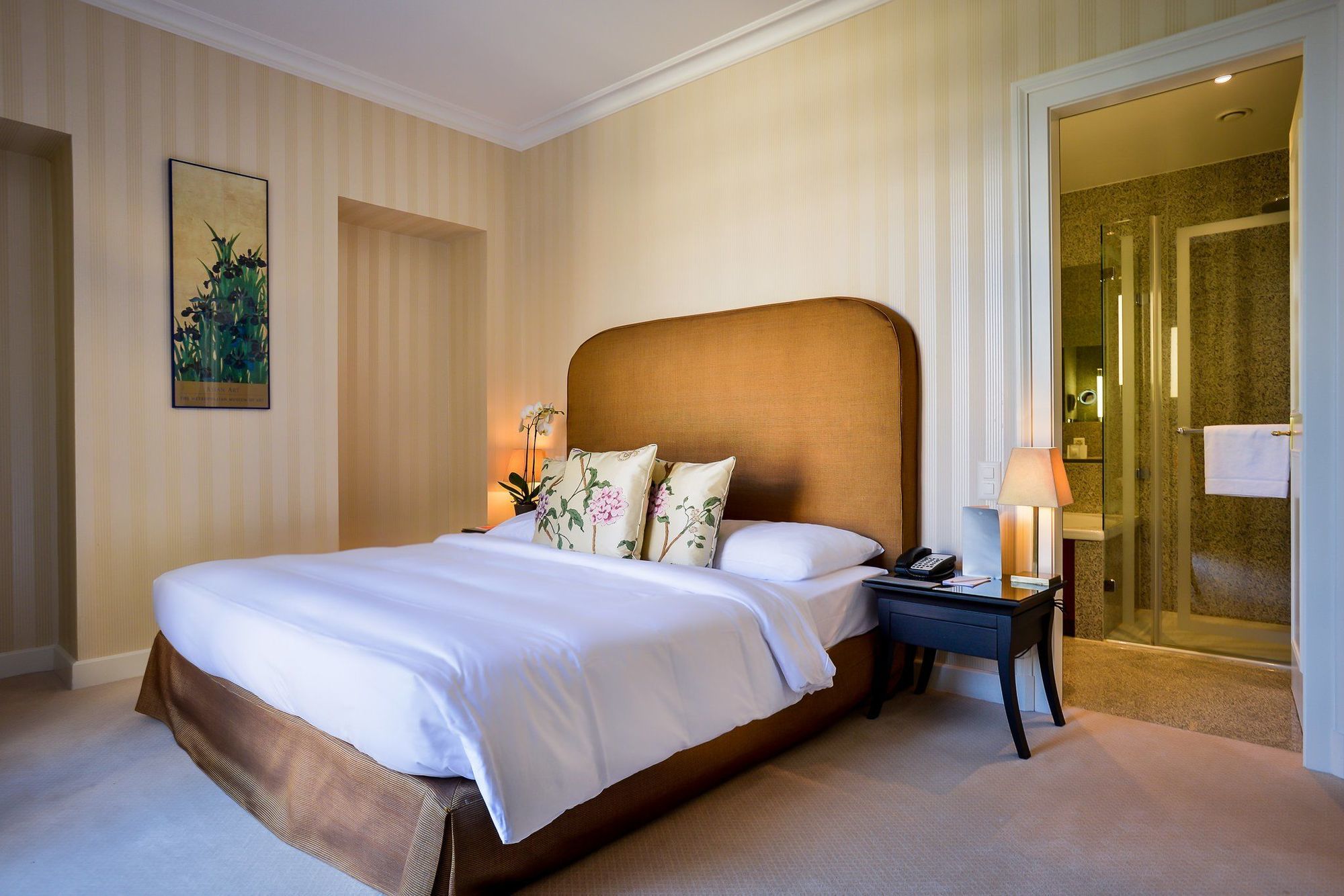 Hotel Des Trois Couronnes & Spa - The Leading Hotels Of The World Веве Экстерьер фото