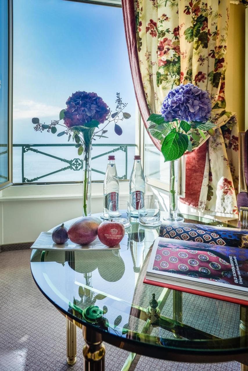 Hotel Des Trois Couronnes & Spa - The Leading Hotels Of The World Веве Экстерьер фото